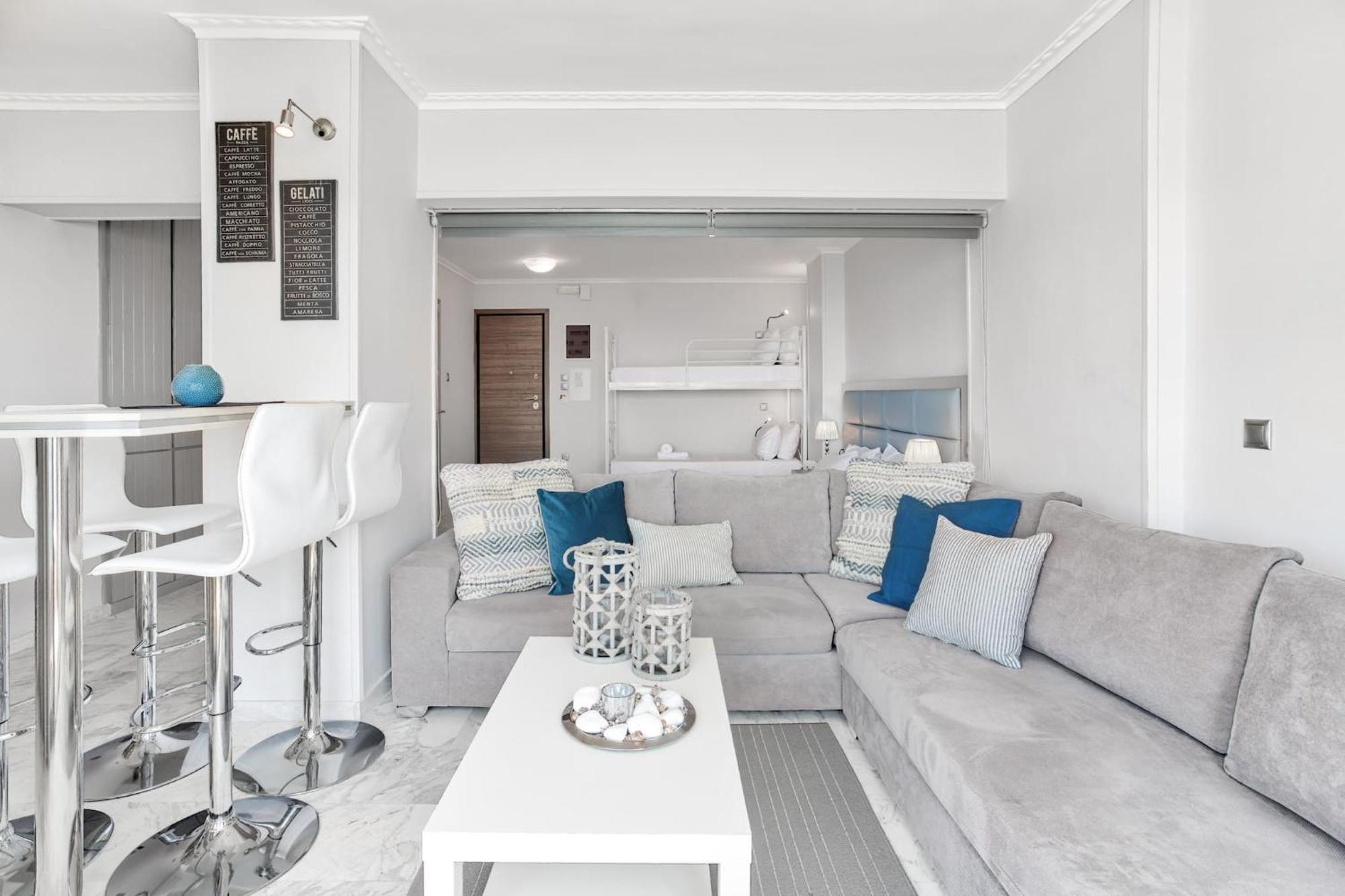 Modern Seaside Oasis In Pireas, Seaview & King Bed 아파트 외부 사진